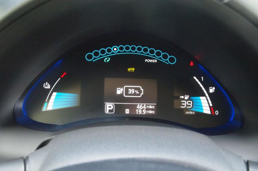  Nissan Leaf 2013 года  (фото 2 из 63)